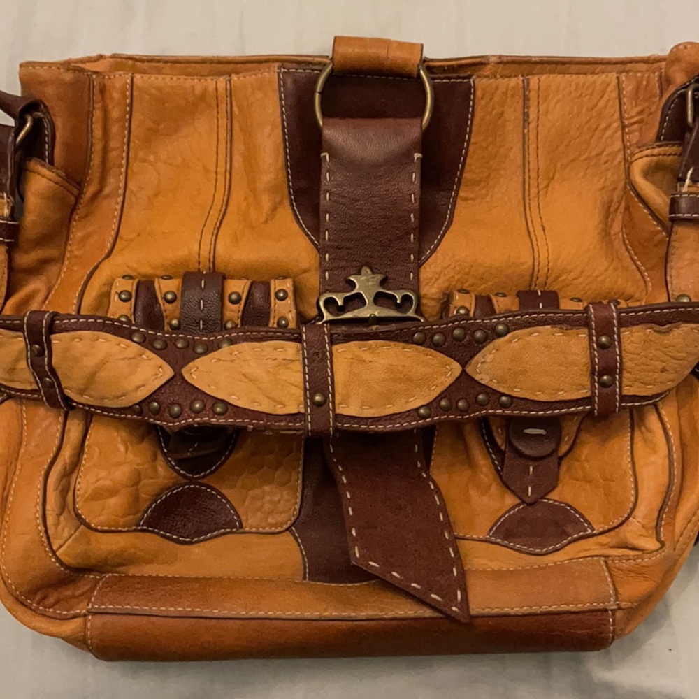 Vintage Betsy Johnson handbag - gorgeous worn leather super fun pink interior - Picture 3 of 12